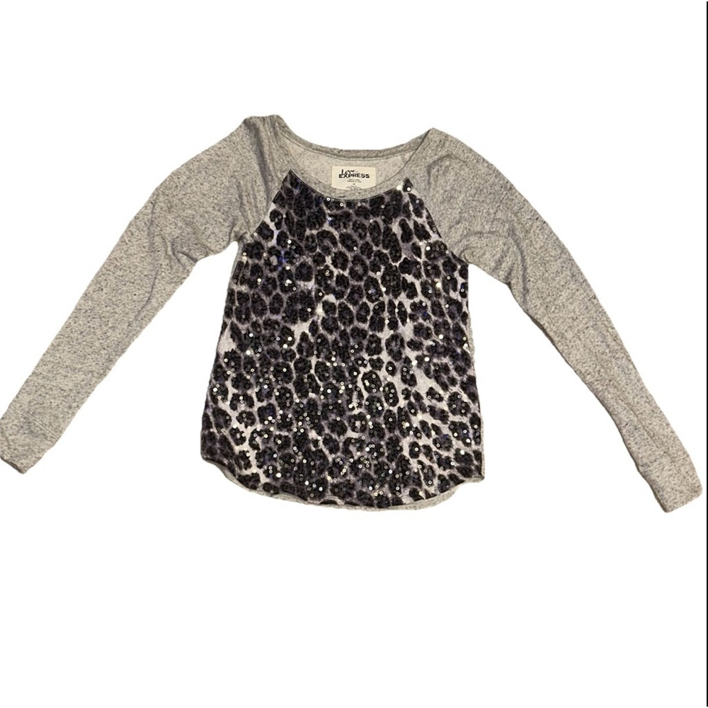 Love Express Top Size S Gray Leopard Print Long Sleeve